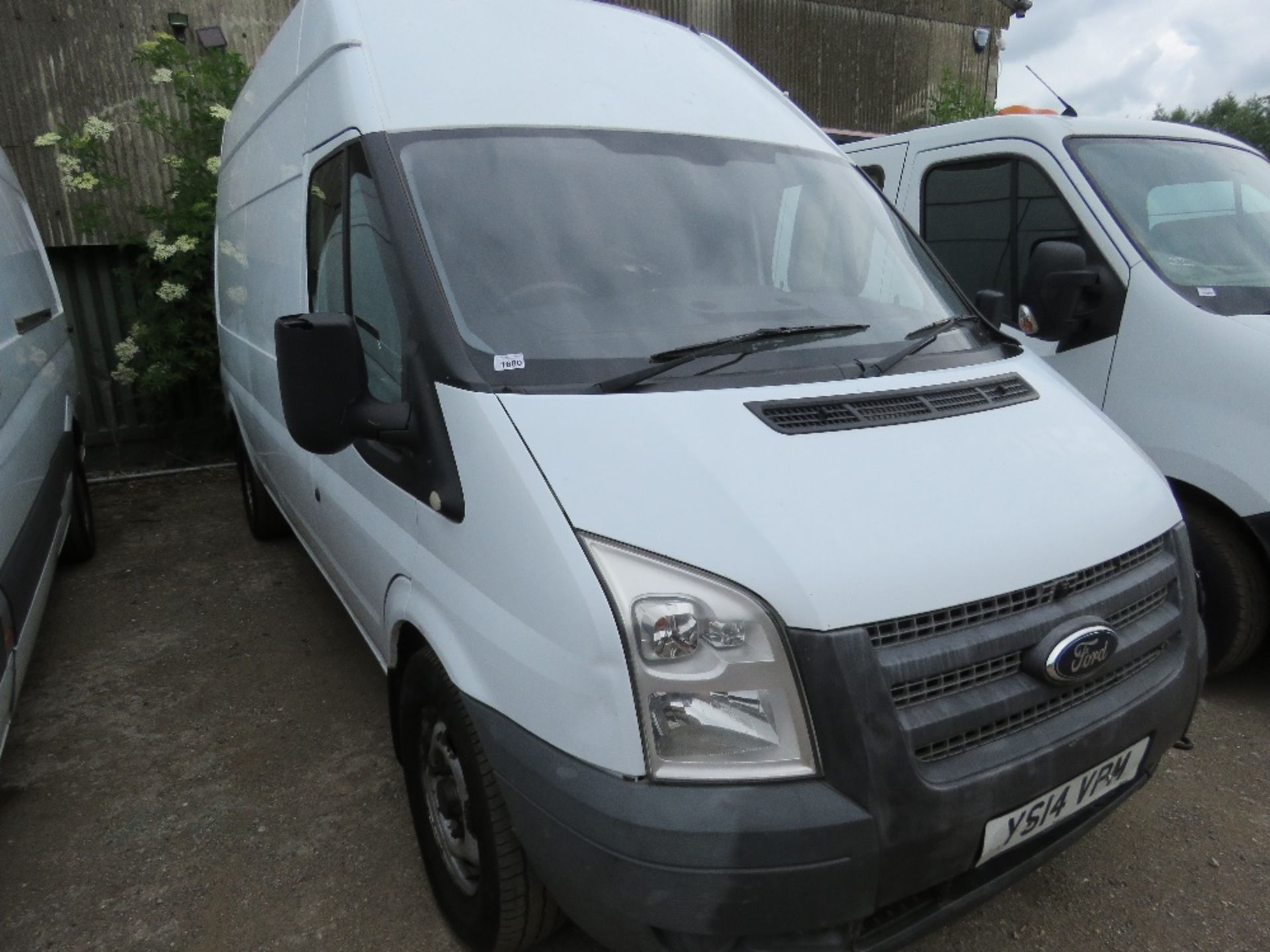 FORD TRANSIT PANEL VAN REG:YS14 VPM WITH ONBOARD COMPRESSOR AND GENERATOR. WITH V5 PLUS MOT TILL MAY