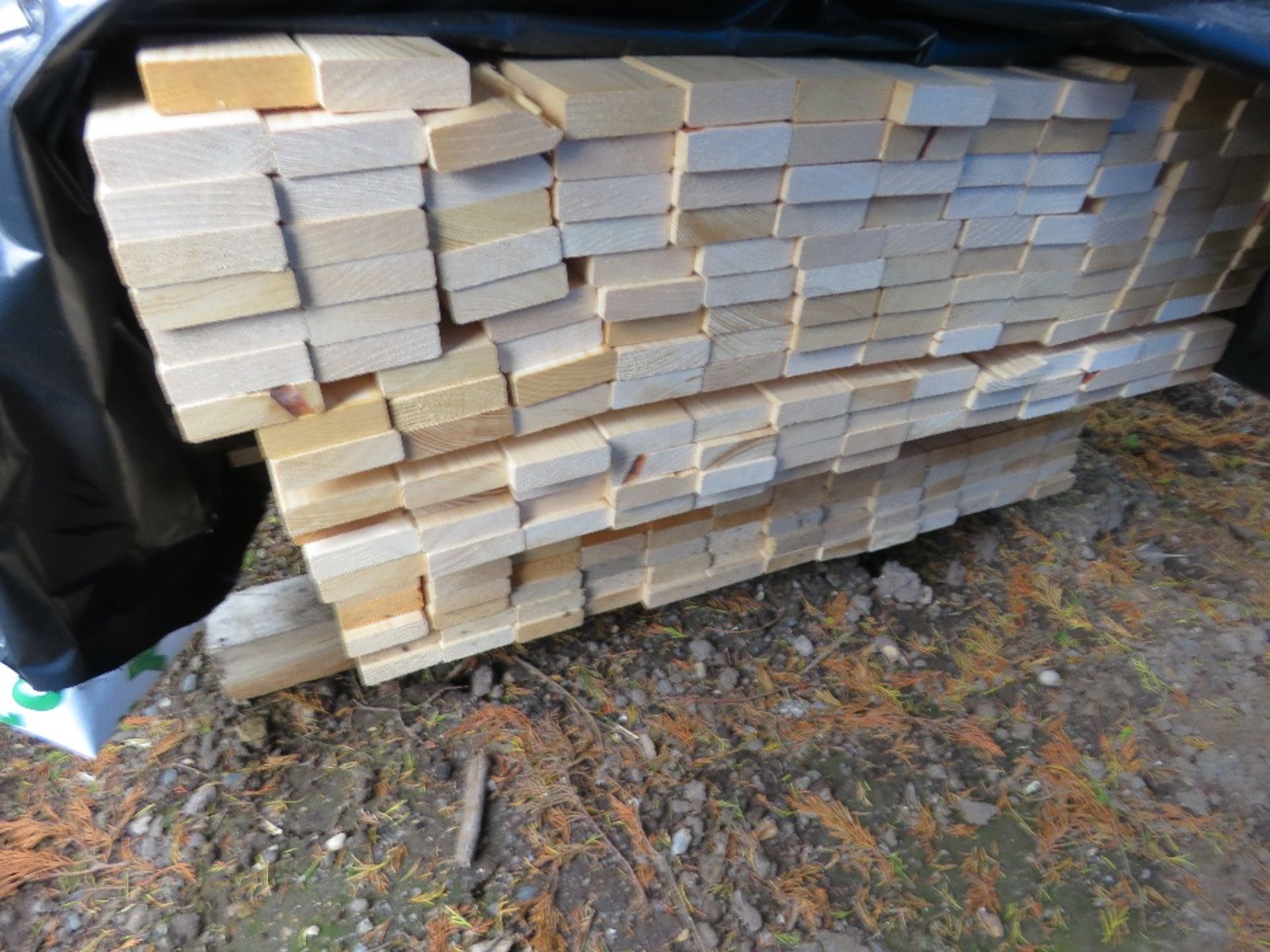 PACK OF TIMBER SLATS/BOARDS 1.8M LENGTH X 70MM WIDTH APPROX. - Image 2 of 4