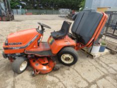 KUBOTA G1900 DIESEL RIDE ON MOWER WITH 4 WHEEL STEER AND POWERED REAR COLLECTOR. NO DRIVE