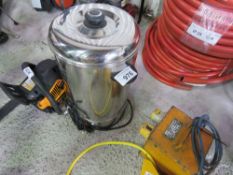 TEA URN, 240VOLT. THIS LOT IS SOLD UNDER THE AUCTIONEERS MARGIN SCHEME, THEREFORE NO VAT WILL BE CHA