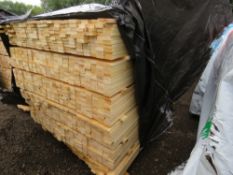 EXTRA LARGE PACK OF UNTREATED VENTIAN FENCING TIMBER SLATS 45MM WIDTH X 1.78M LENGTH APPROX.