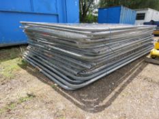 STACK OF APPROXIMATELY 22NO HERAS TYPE TEMPORARY SITE FENCE PANELS PLUS A PALLET OF FEET. THIS LOT I