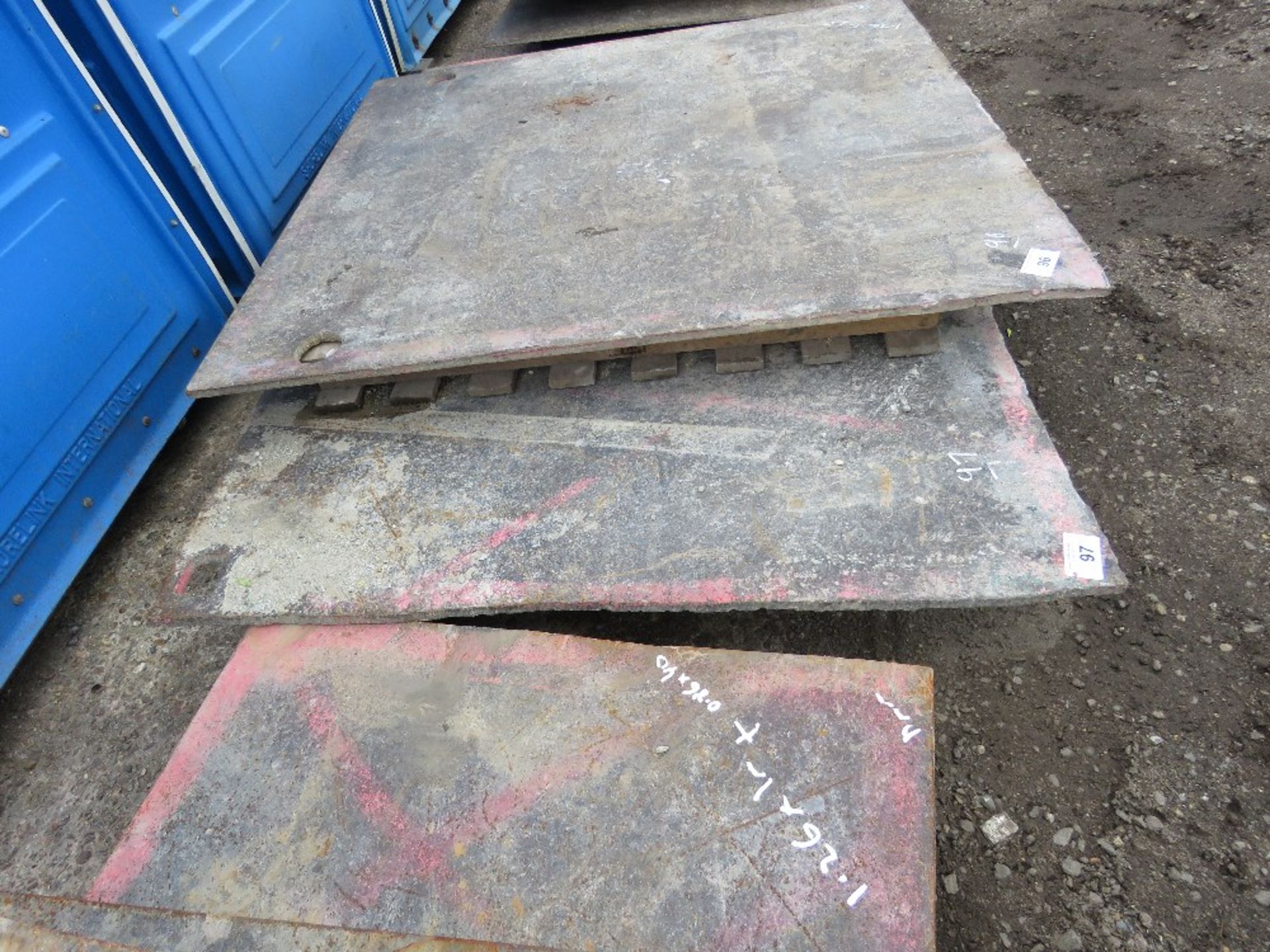 1 X STEEL ROAD PLATE 20MM THICKNESS APPROX. 2.03M X 1.21M APPROX. THIS LOT IS SOLD UNDER THE AUCTION - Image 4 of 4