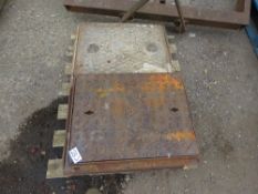 3 X CAST IRON MANHOLE COVERS WITH SURROUNDS. THIS LOT IS SOLD UNDER THE AUCTIONEERS MARGIN SCHEME, T