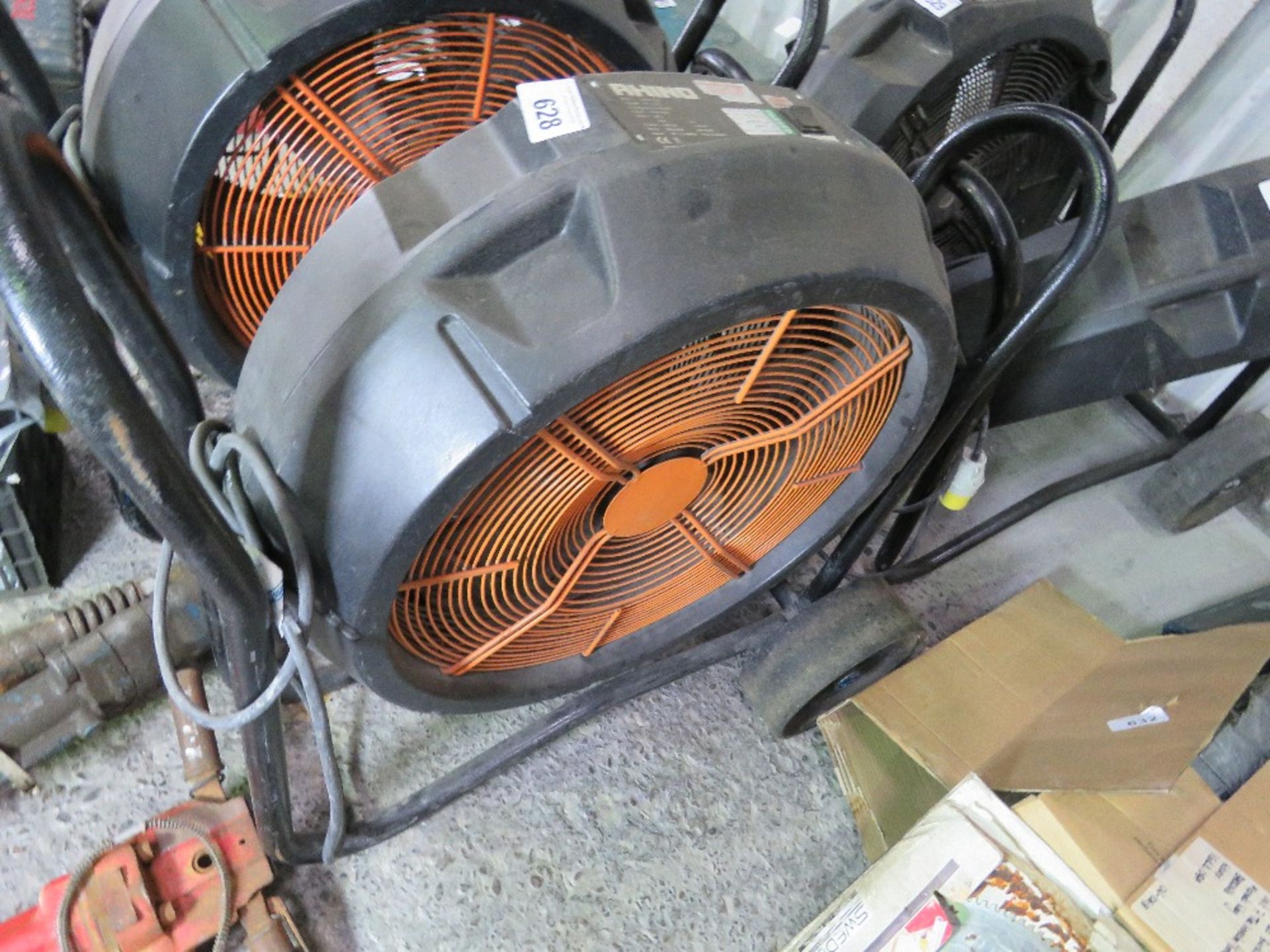 RHINO 110VOLT HIGH FLOW AIR FAN. THIS LOT IS SOLD UNDER THE AUCTIONEERS MARGIN SCHEME, THEREFORE NO