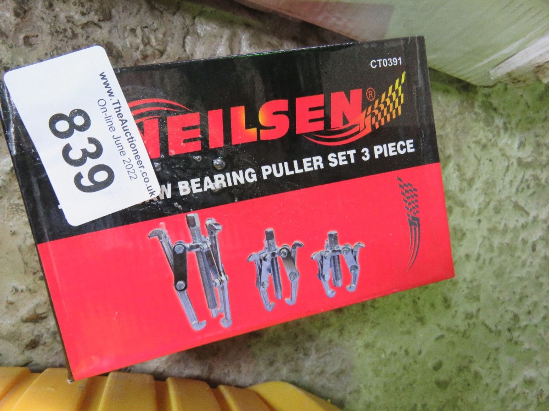 BEARING PULLER 3 PIECE SET.