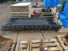 STACK OF 7 X ROUND TOPPED HEAVY DUTY METAL FENCE RAILINGS 2.88M LENGTH X 1.1M HEIGHT APPROX WITH 7 X