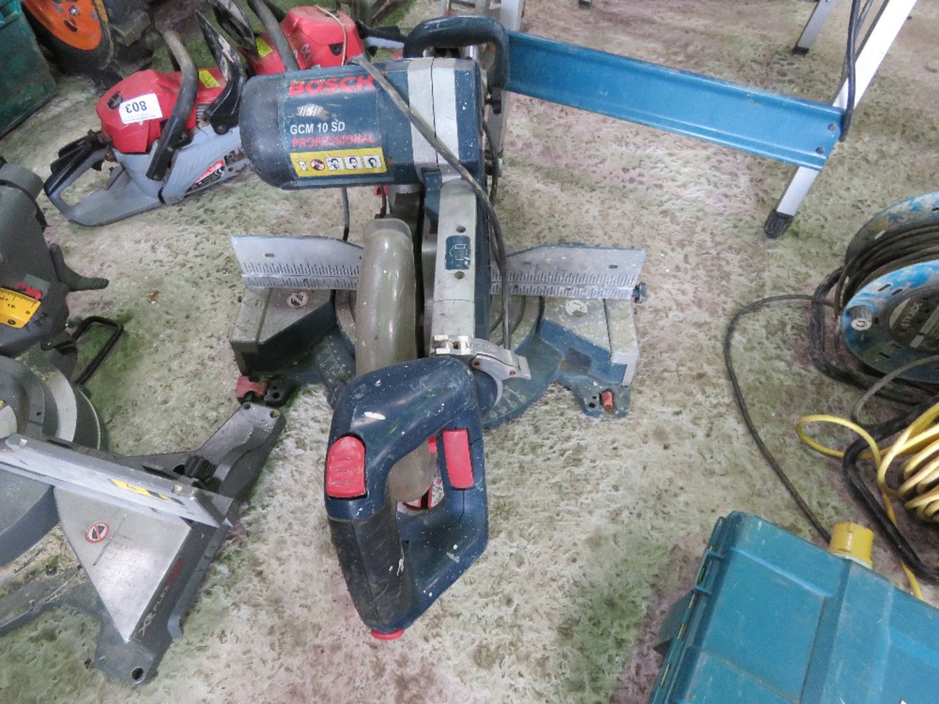 BOSCH GCM105D MITRE SAW, 240VOLT. - Image 2 of 4