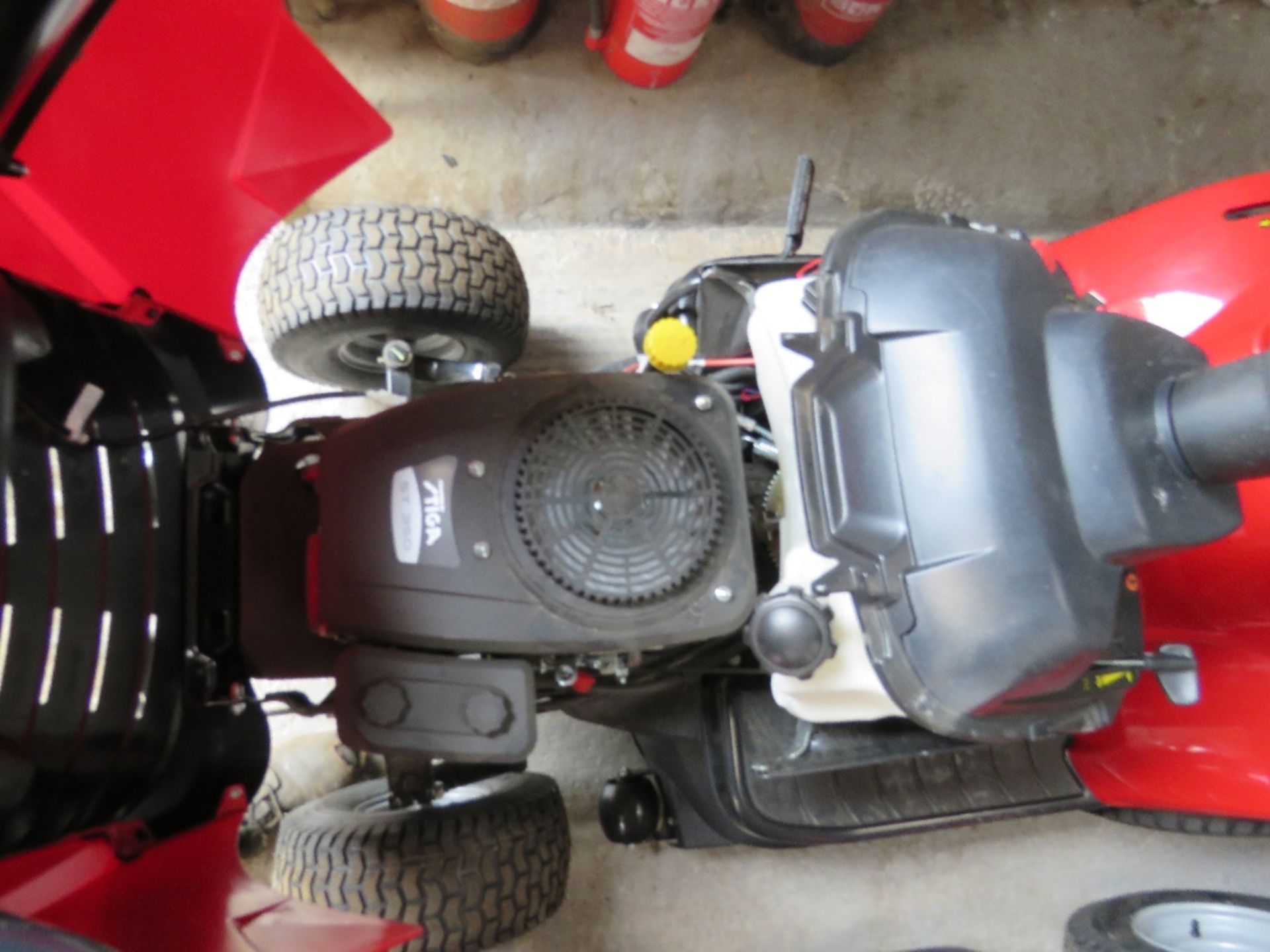 MOUNTFIELD 1330M RIDE ON MOWER WITH COLLECTOR, UNUSED. POWERED BY STIGA ST350 ENGINE. WHEN TESTED WA - Image 7 of 7