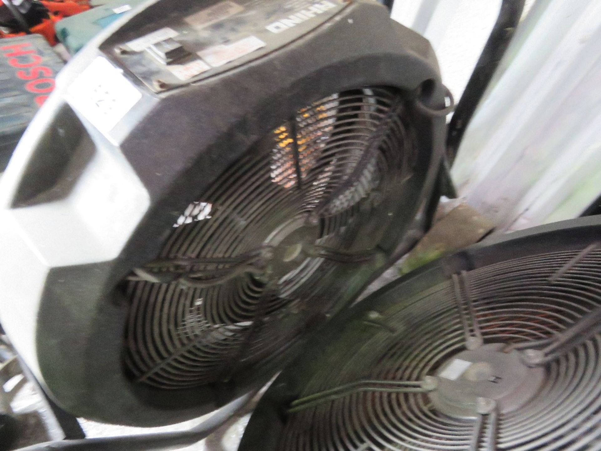 RHINO 110VOLT HIGH FLOW AIR FAN. THIS LOT IS SOLD UNDER THE AUCTIONEERS MARGIN SCHEME, THEREFORE NO - Image 2 of 3