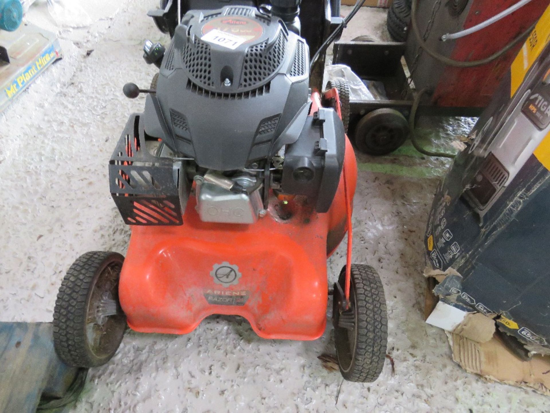 ARIENS SUBARU ROTARY MOWER WITH COLLECTOR. - Image 2 of 3