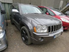JEEP GRAND CHEROKEE CRD LIMITED CAR REG:GJ06 ZDW. AUTOMATIC, 2985CC DIESEL. WITH V5. MOT EXPIRED 202