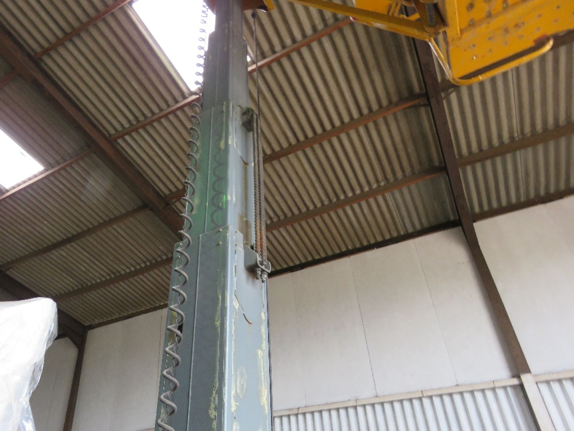 HAULOTTE MAT STAR 10-1 MAST LIFT UNIT, YEAR 2007. SN:ME105404. SHOWING 34 HOURS ON THE CLOCK??. WHEN - Image 7 of 9
