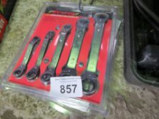 2 X SETS OF RATCHET SPANNERS.