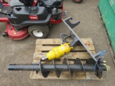 POST HOLE BORER TO FIT SKID STEER LOADER/WHEELED LOADER OR COULD BE ADAPTED FOR EXCAVATOR. HEAVY DUT