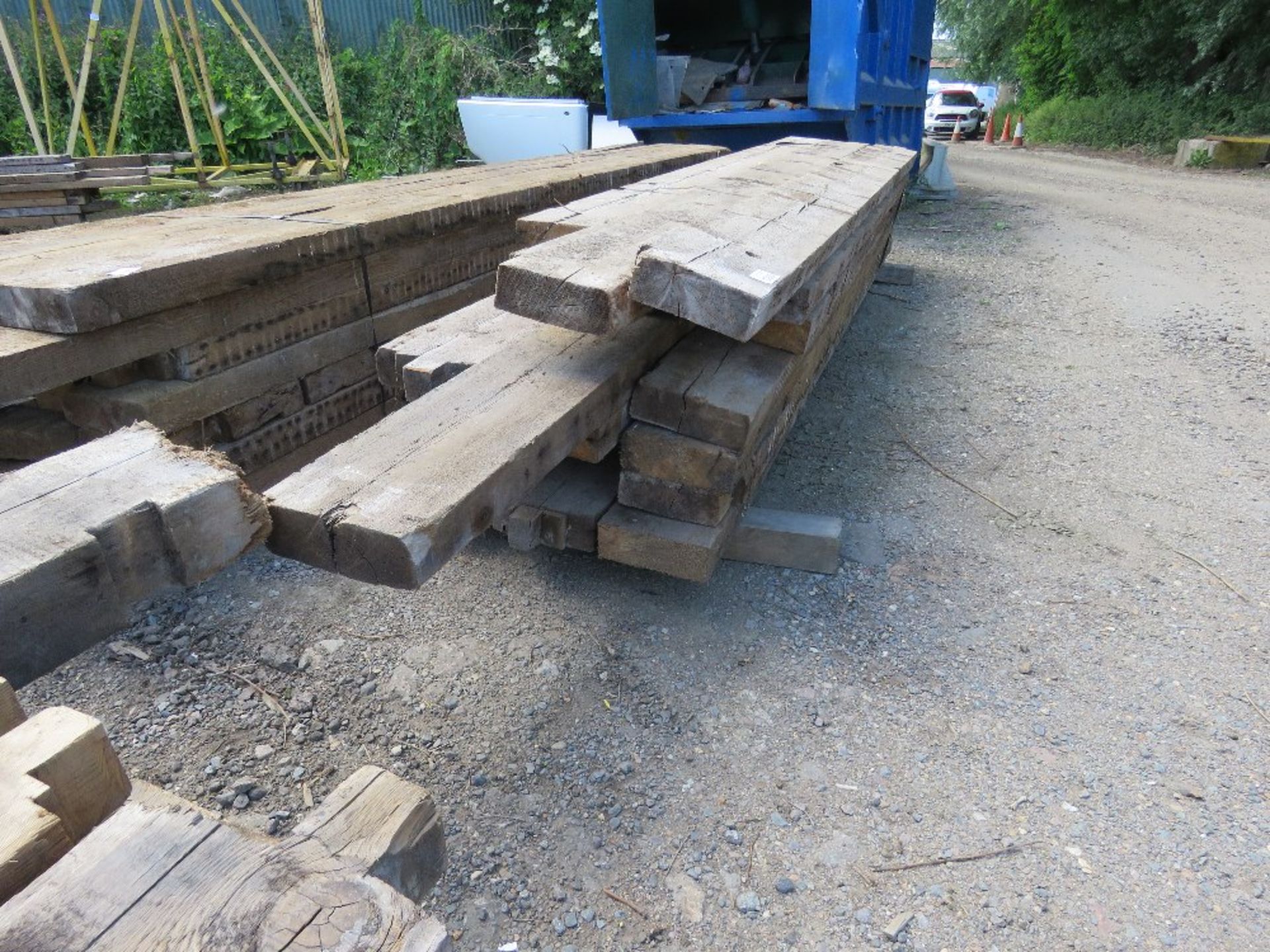 LARGE BUNDLE OF DENAILED TIMBER BEAMS/JOISTS, MAINLY 9"X3", 12-14FT LENGTH APPROX. THIS LOT IS SOLD - Image 3 of 4