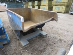 TIPPING FORKLIFT MOUNTED SKIP, REQUIRES A CATCH.. THIS LOT IS SOLD UNDER THE AUCTIONEERS MARGIN SCHE