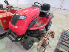 COUNTAX C60 PETROL ENGINED RIDE ON MOWER WITH KAWASAKI FS481V ENGINE. HYDRO DRIVE.