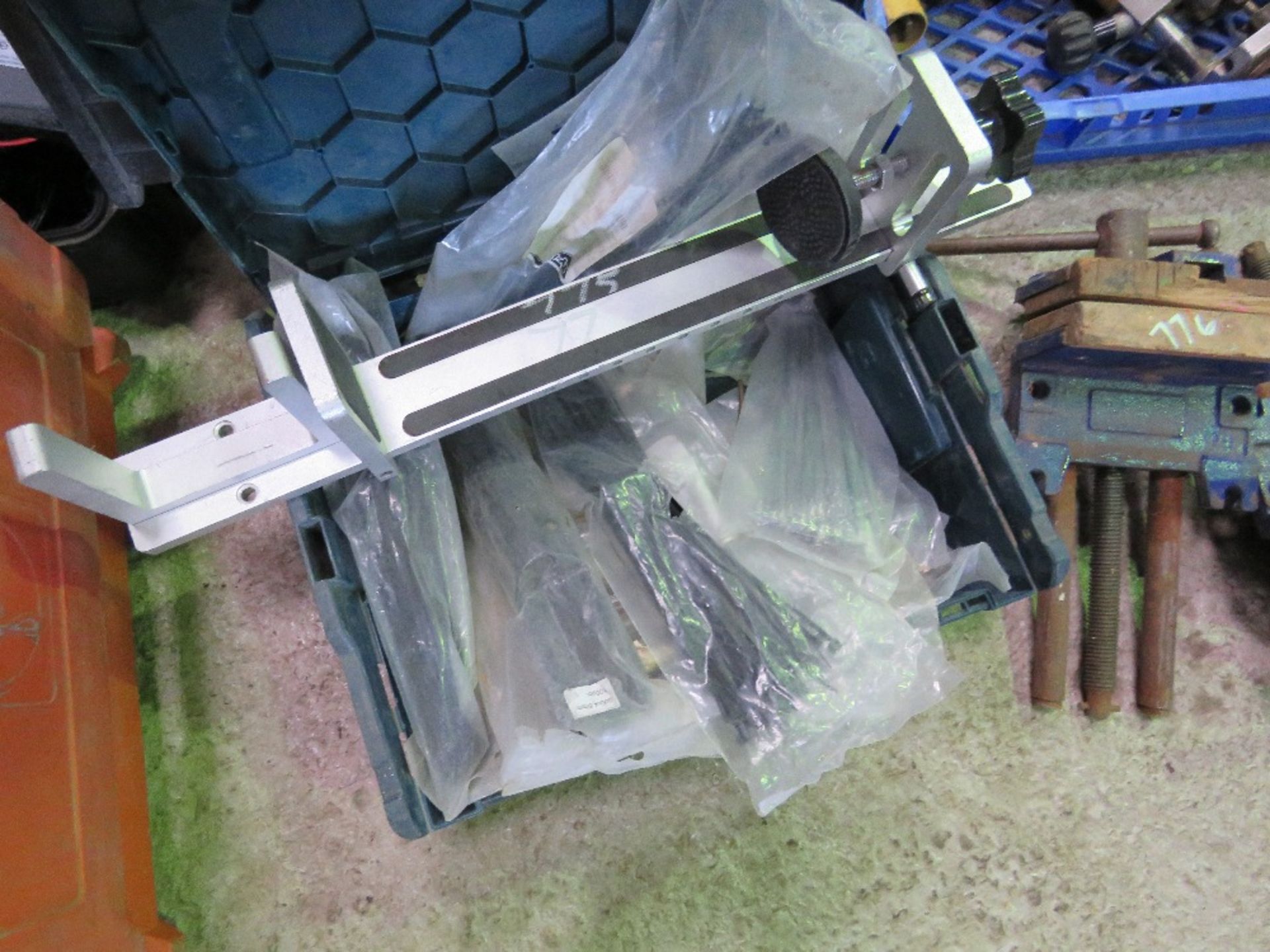 CABLE TIES, SECURING STRAPS AND ALUMINIUM BRACKET THIS LOT IS SOLD UNDER THE AUCTIONEERS MARGIN SCH