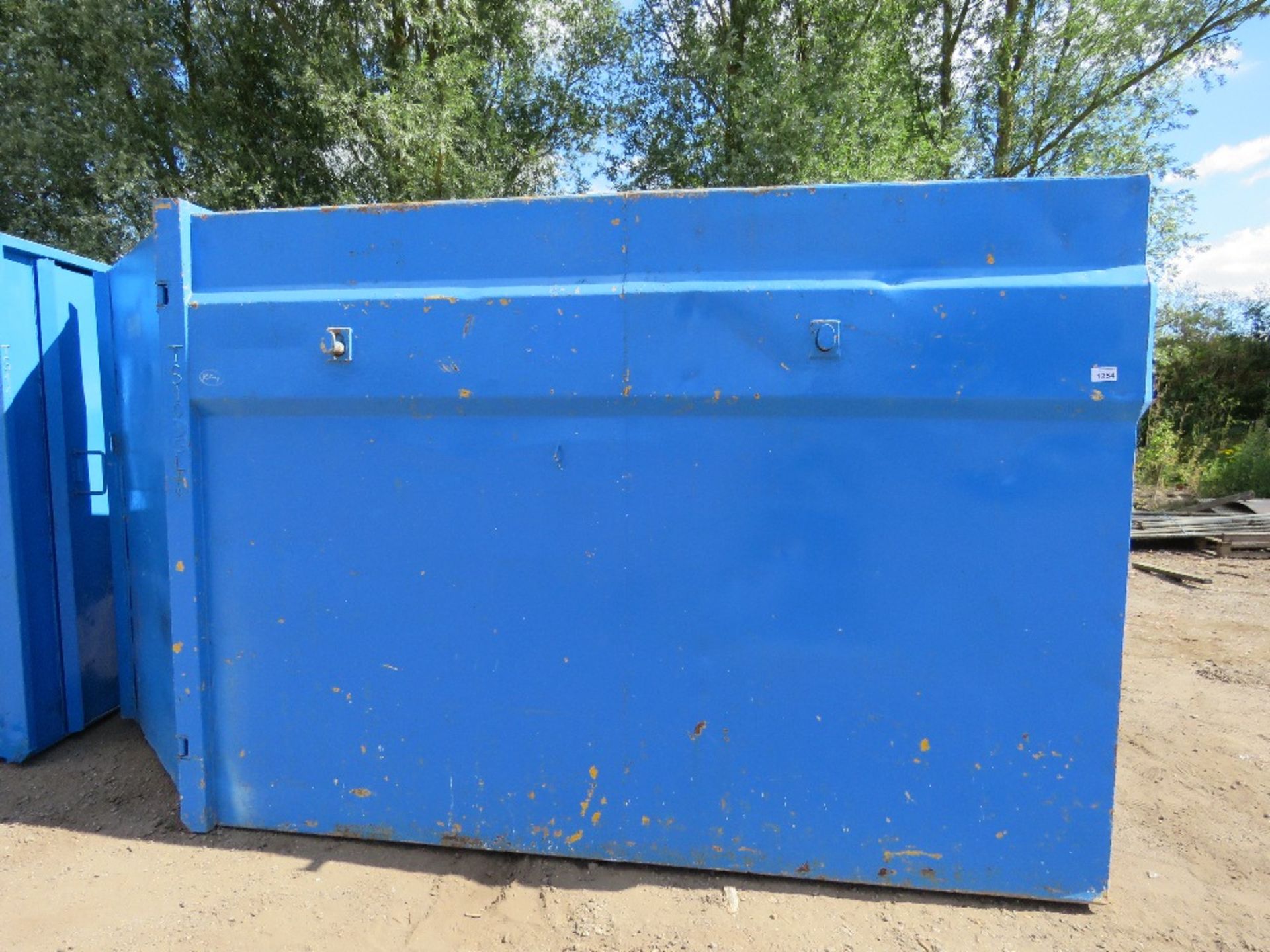SKIP CHAIN LIFT ENCLOSED STEEL STORAGE CONTAINER 3M X 1.75M APPROX TS10 WITH KEYS. DIRECT FROM