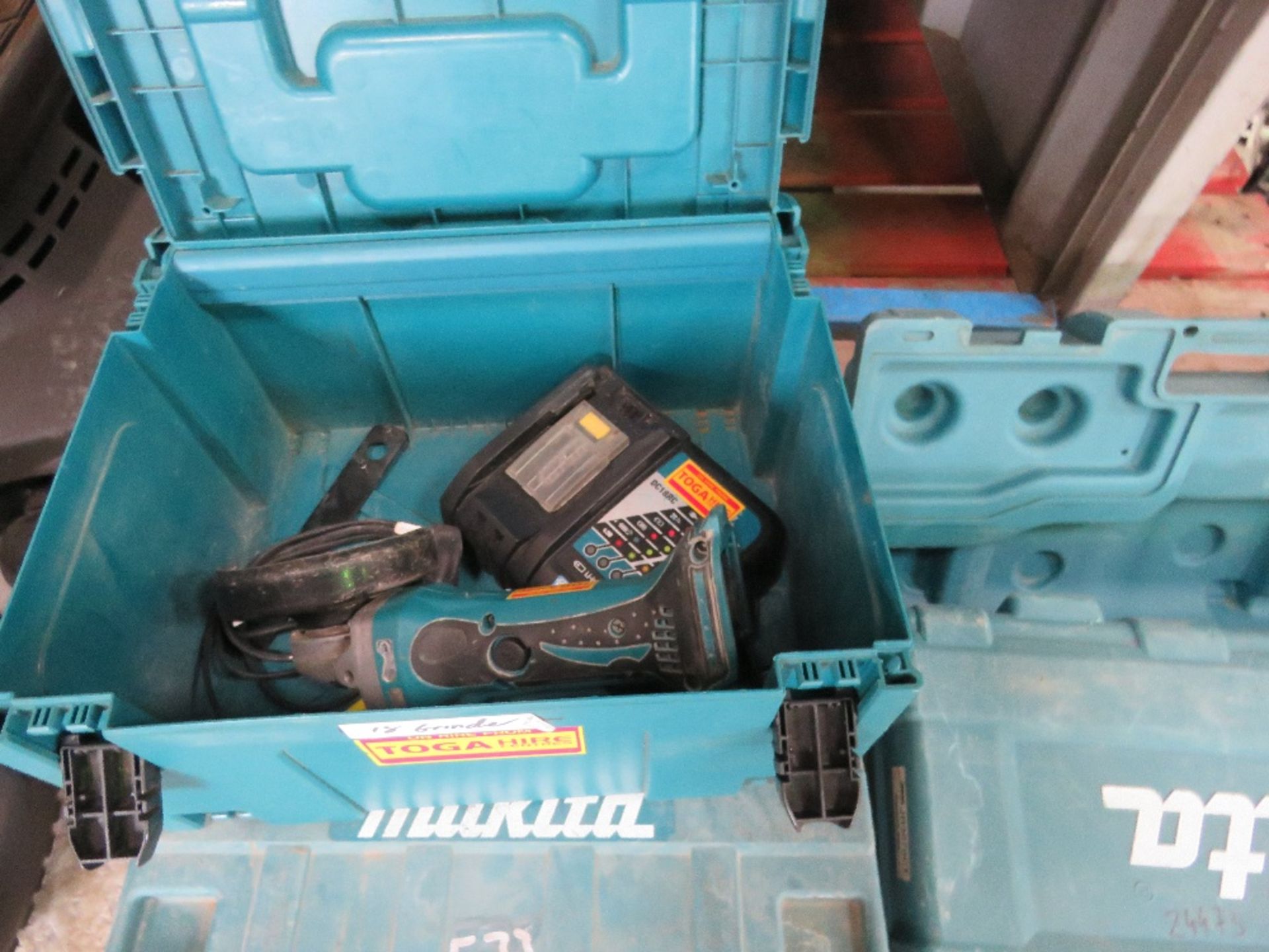 2 X MAKITA BATTERY GRINDERS, CONDITION UNKNOWN. - Image 2 of 3