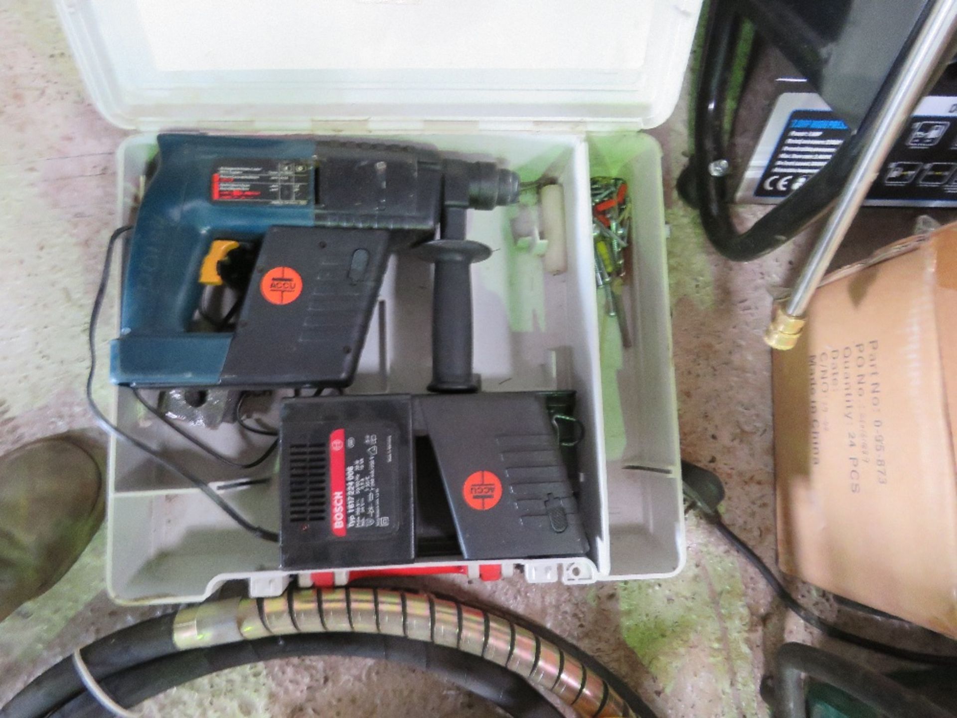 BOSCH 24VOLT BATTERY DRILL. THIS LOT IS SOLD UNDER THE AUCTIONEERS MARGIN SCHEME, THEREFORE NO VAT W - Image 3 of 3