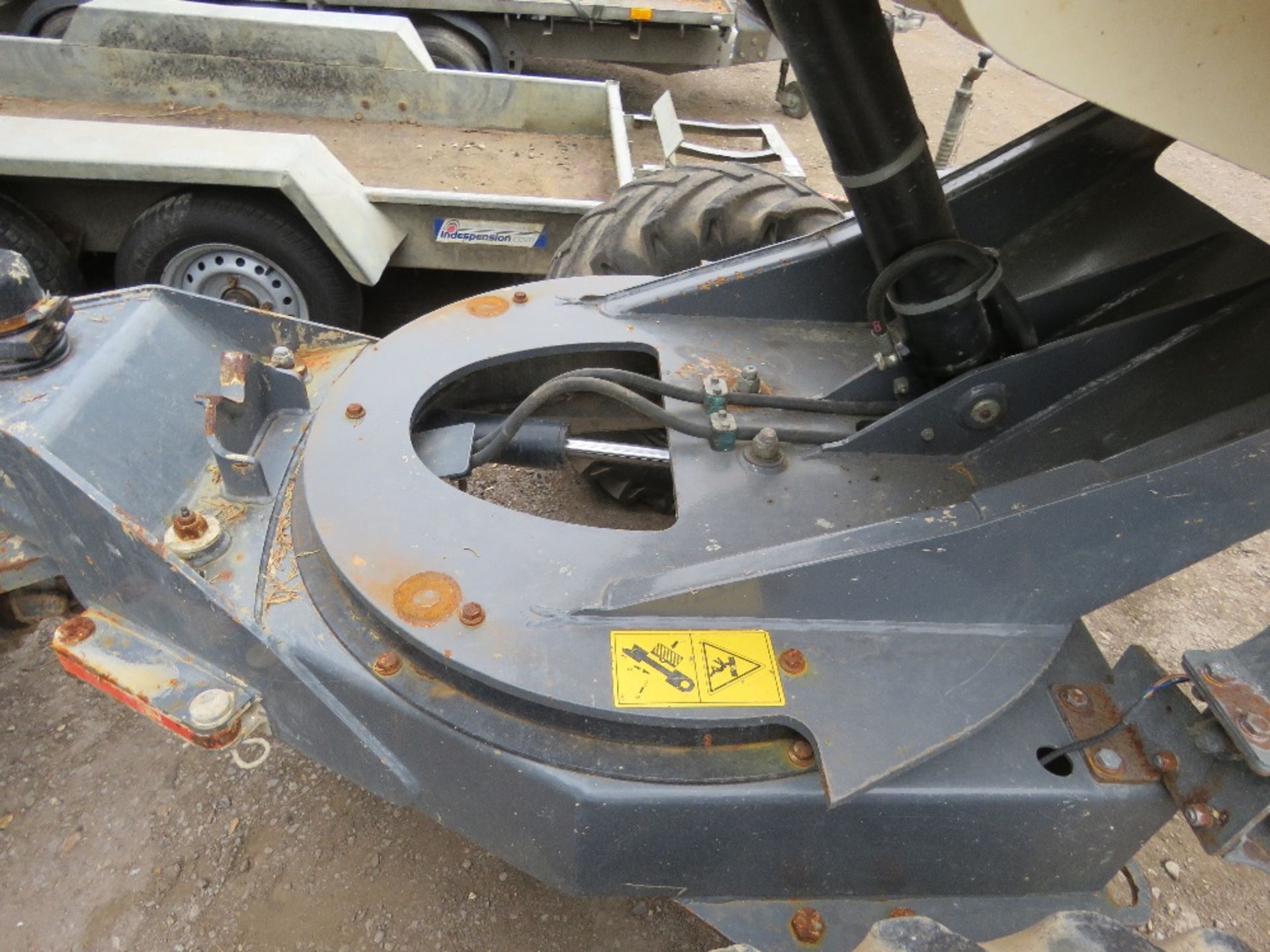 TEREX TA3 3 TONNE SWIVEL SKIP DUMPER, YEAR 2015 BUILD, 1190 REC HOURS. SN:SLBDDDKOEF6PB7528. WHEN TE - Image 11 of 11