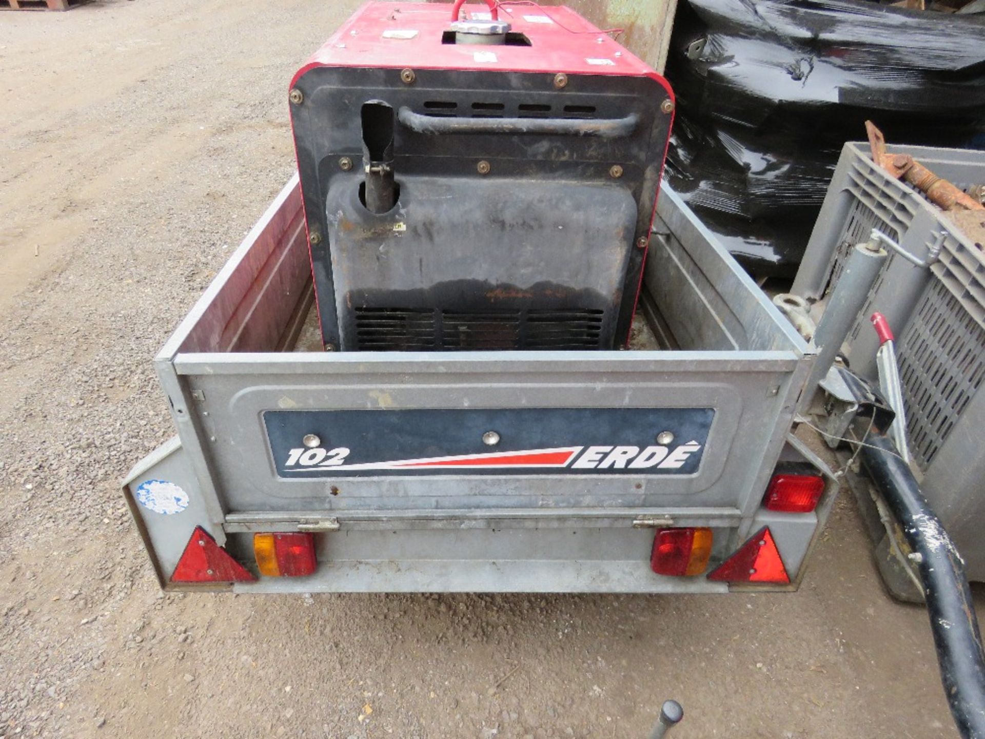 ERDE SMALL TRAILER WITH A DIESEL GENERATOR, 6KVA APPROX. - Image 2 of 4