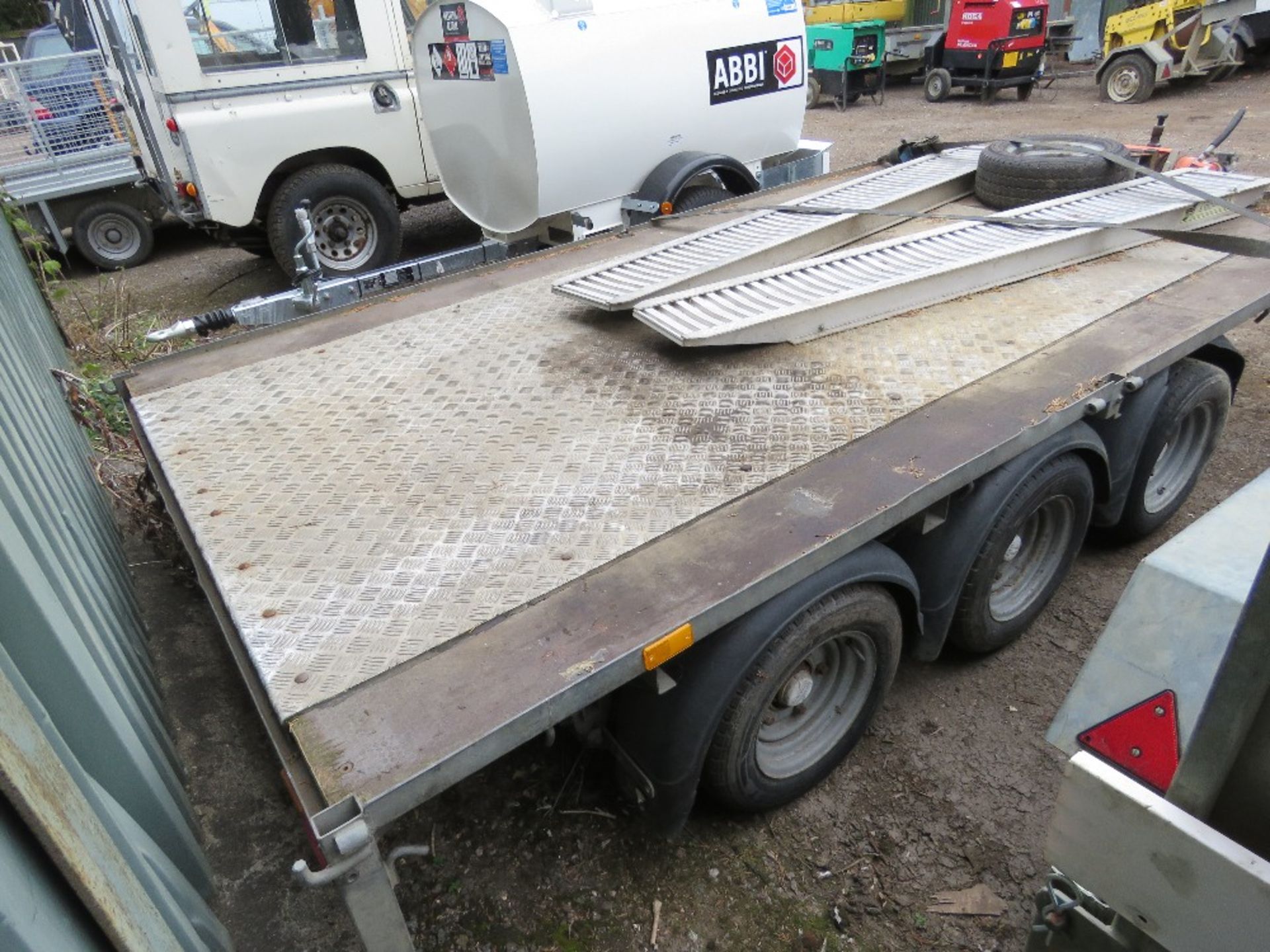 IFOR WILLIAMS LM126G TRIAXLE FLAT BED TRAILER, 12FT LENGTH X 6FT WIDTH, YEAR 2017 APPROX. WITH 8FT R - Image 5 of 7