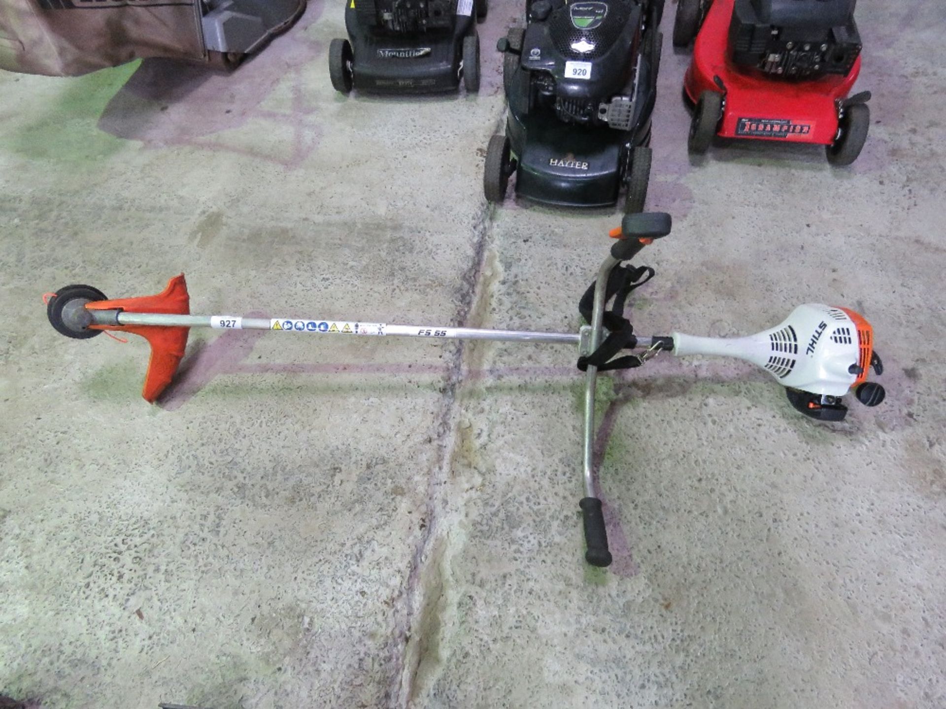 STIHL FS55 PETROL STRIMMER. THIS LOT IS SOLD UNDER THE AUCTIONEERS MARGIN SCHEME, THEREFORE NO VAT W