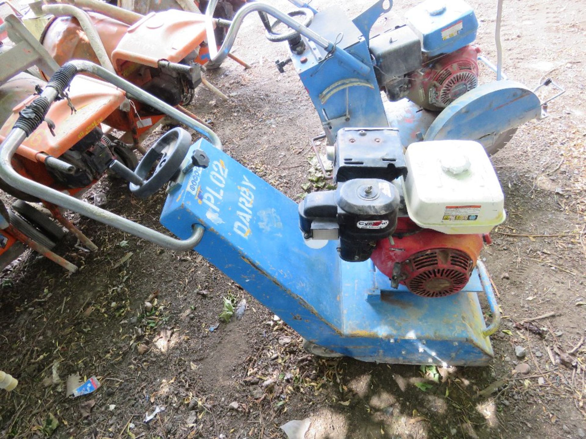 BEF 75 PETROL ENGINED FLOOR GRINDER. DIRECT FROM A LOCAL GROUNDWORKS COMPANY AS PART OF THEIR RES