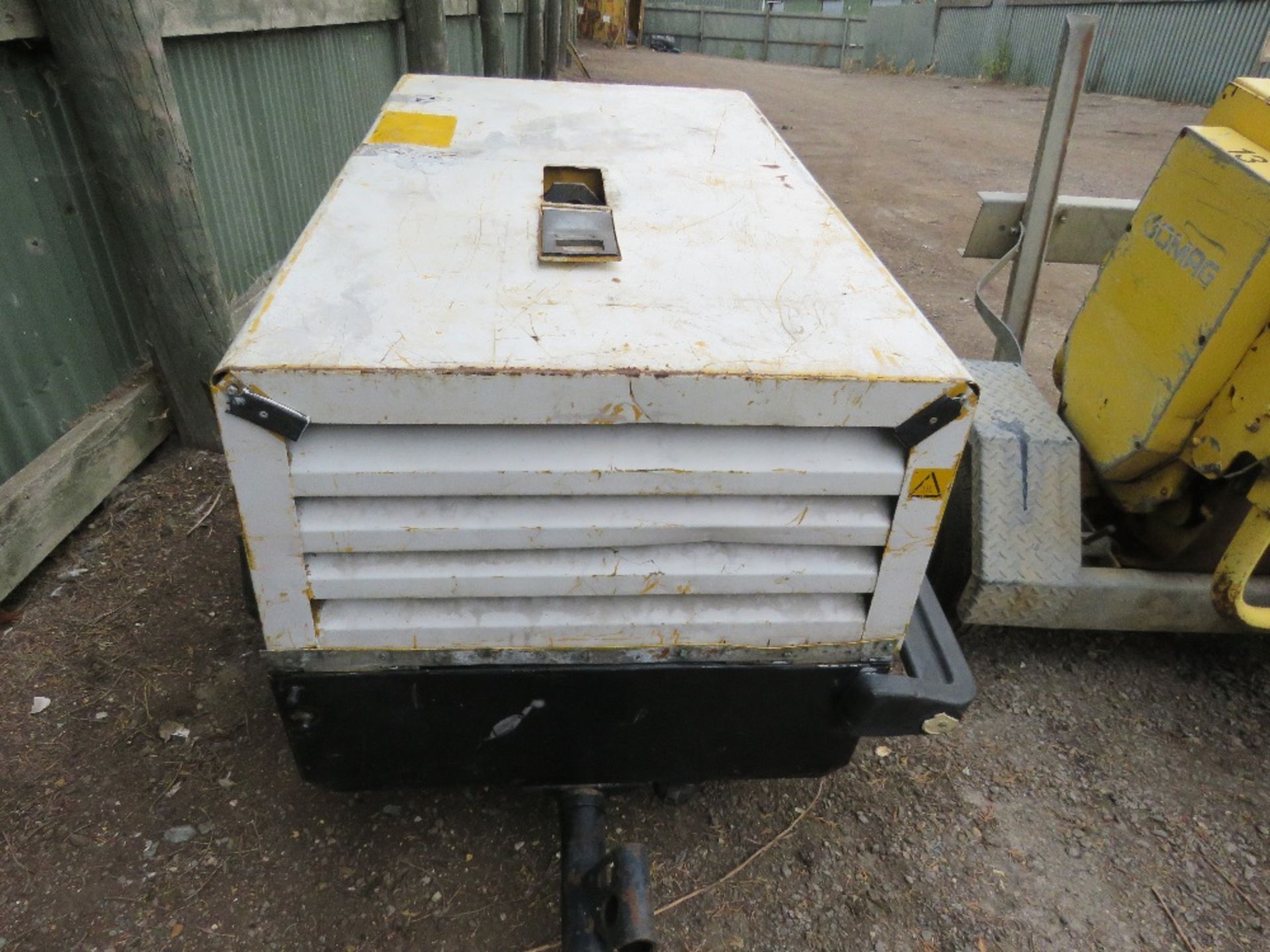 ATLAS COPCO XAS36 COMPRESSOR, YEAR 2001, YANMAR ENGINE. SOME PARTS MISSING THEREFORE UNTESTED. - Image 3 of 8