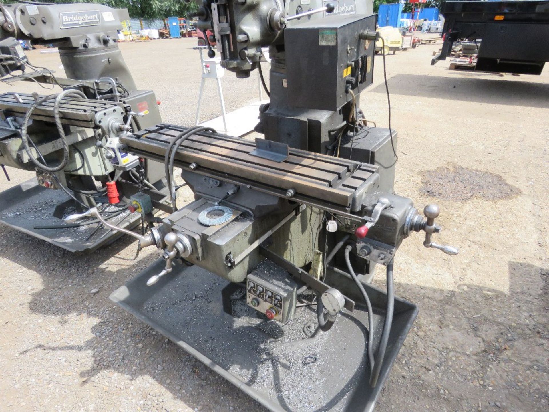 BRIDGEPORT MILLING MACHINE WITH CONTROLLER UNIT AS SHOWN. SOURCED FROM DEPOT CLOSURE. - Image 11 of 12