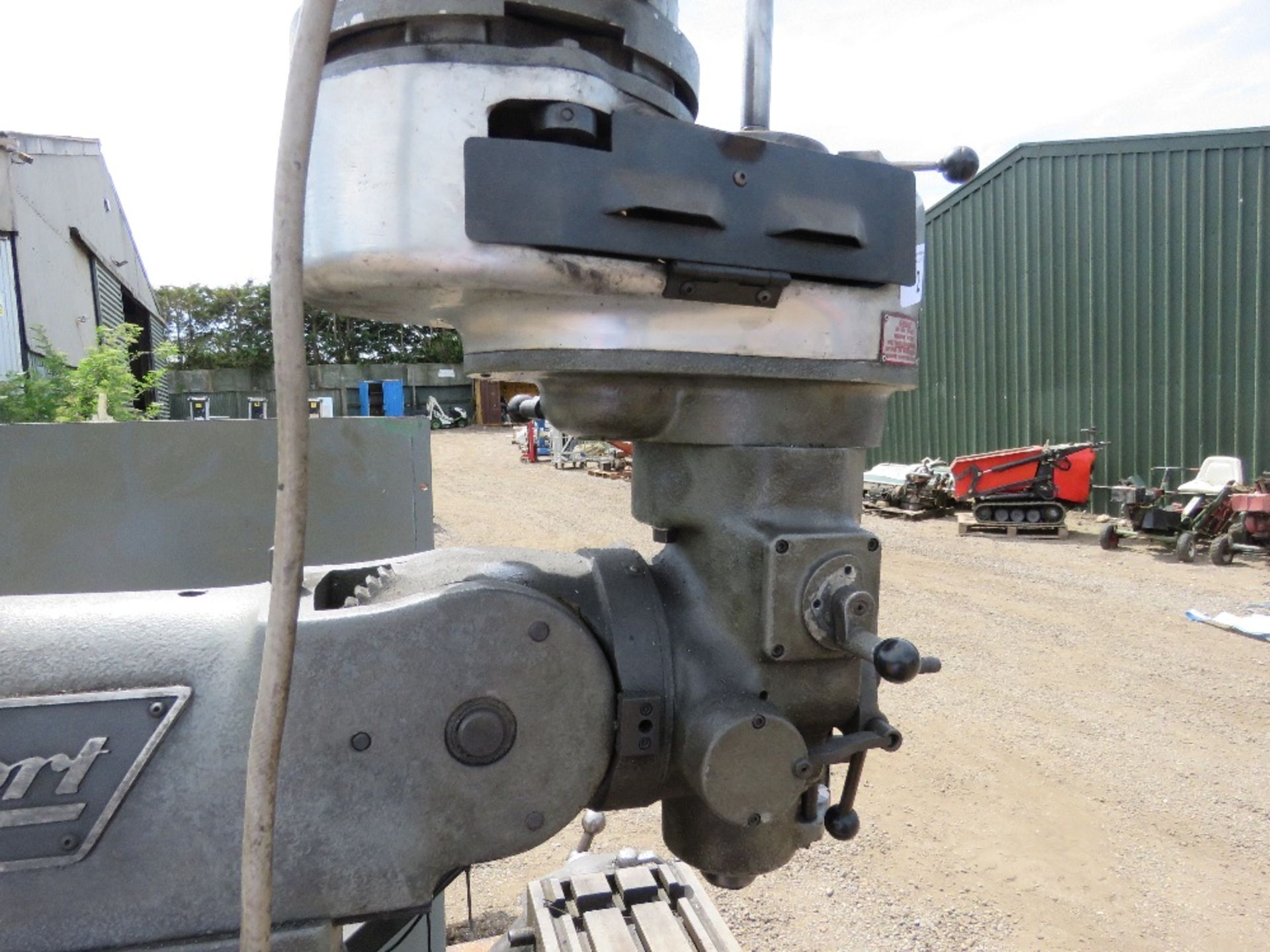 BRIDGEPORT MILLING MACHINE WITH CONTROLLER UNIT AS SHOWN. SOURCED FROM DEPOT CLOSURE. - Image 9 of 12