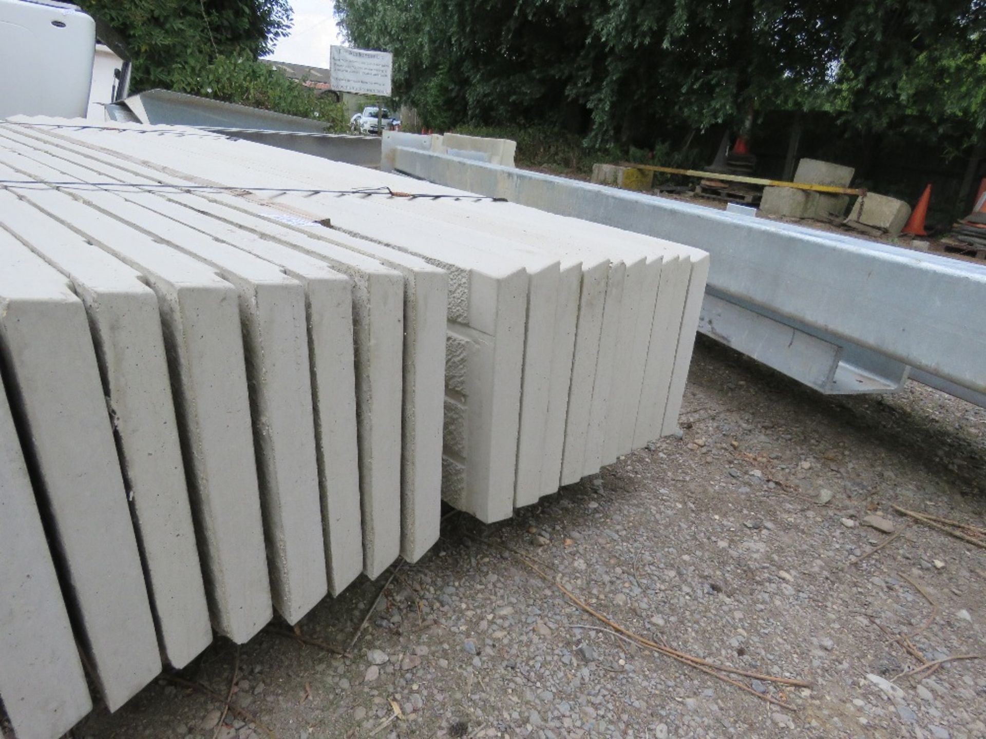 PALLET OF 20 X BRICK EFFECT CONCRETE GRAVEL BOARDS 1.83M X 30CM APPROX. - Image 5 of 5