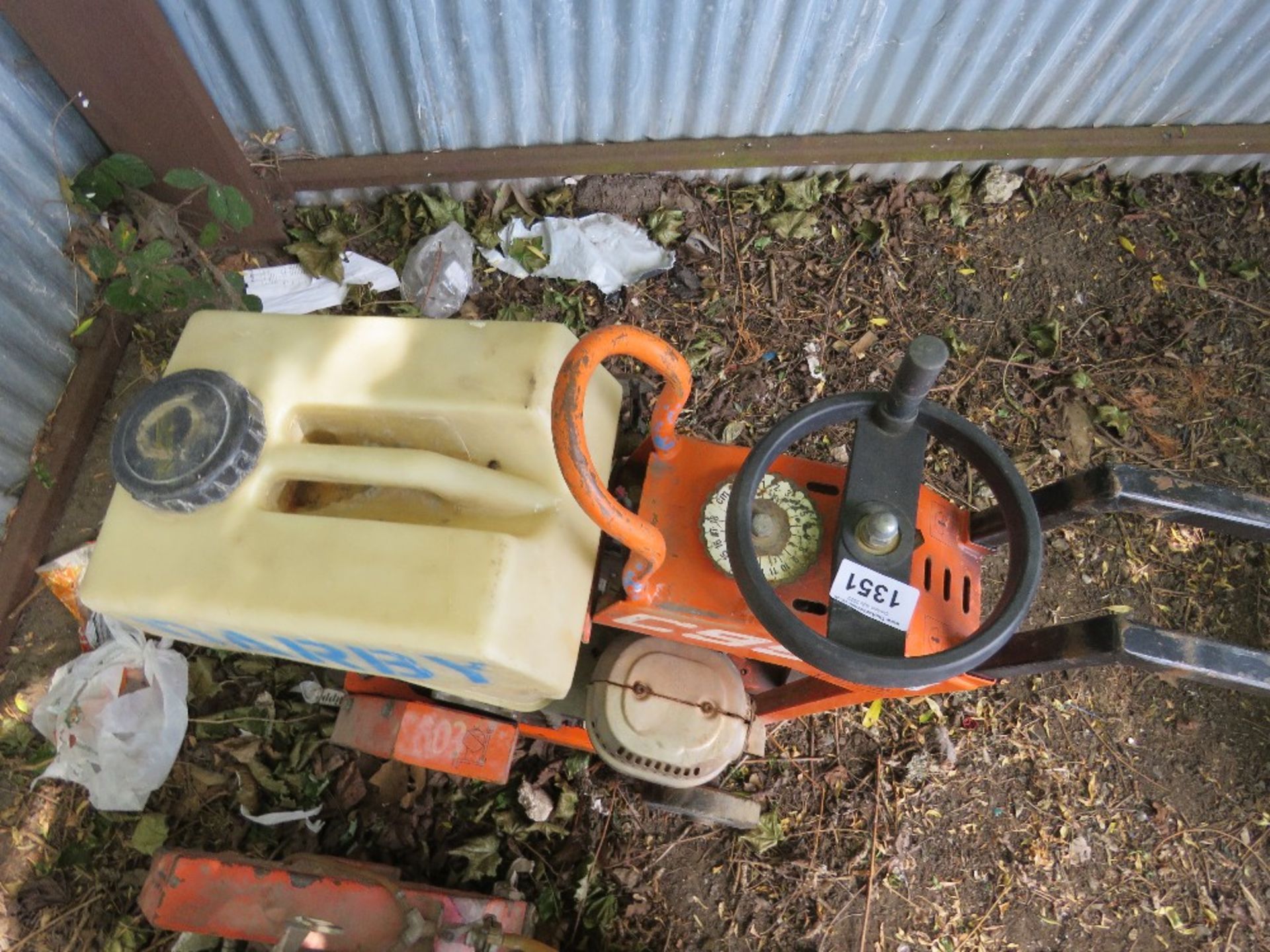 CLIPPER C99 FLOOR SAW. DIRECT FROM A LOCAL GROUNDWORKS COMPANY AS PART OF THEIR RESTRUCTURING PRO - Image 3 of 3