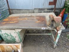 WORKSHOP BENCH WITH A VICE.