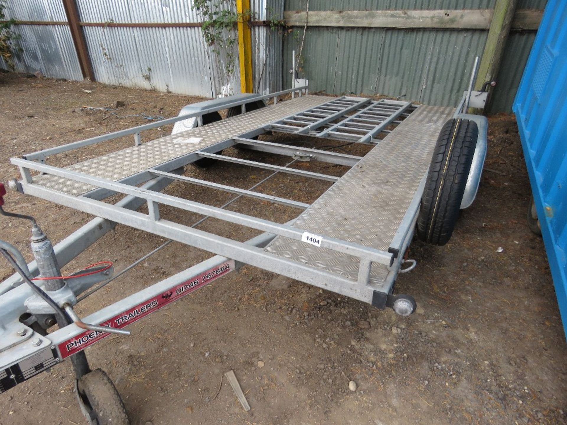 PHOENIX 1700KG TWIN AXLED CAR TRAILER 12FT X 6FT BED APPROX, YEAR 2016. SN:SHACARTRANS00063. SOURC