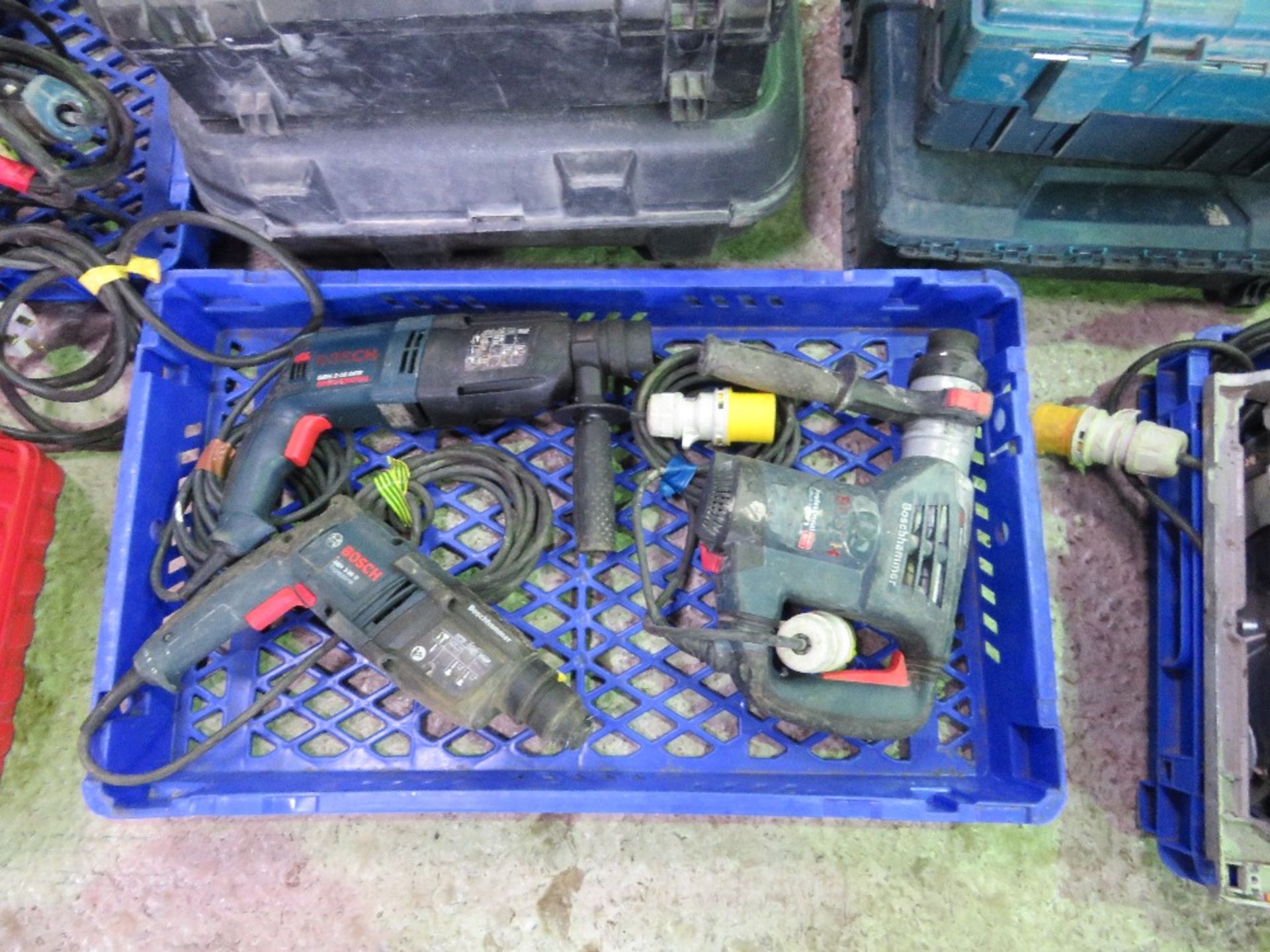 3X BOSCH 110V DRILLS THIS LOT IS SOLD UNDER THE AUCTIONEERS MARGIN SCHEME, THEREFORE NO VAT WILL BE - Image 2 of 2