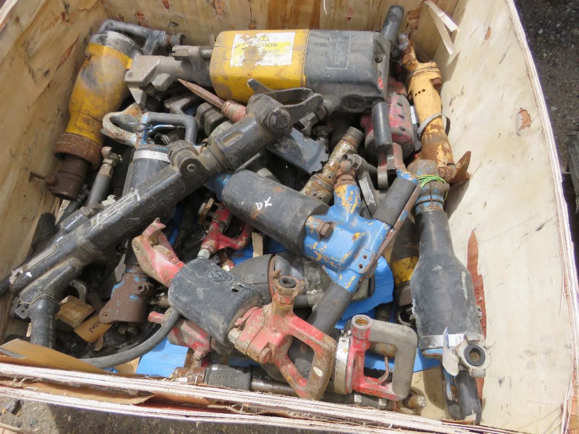 STILLAGE CONTAINING ASSORTED AIR BREAKERS AND PICKS. THIS LOT IS SOLD UNDER THE AUCTIONEERS MARGIN S