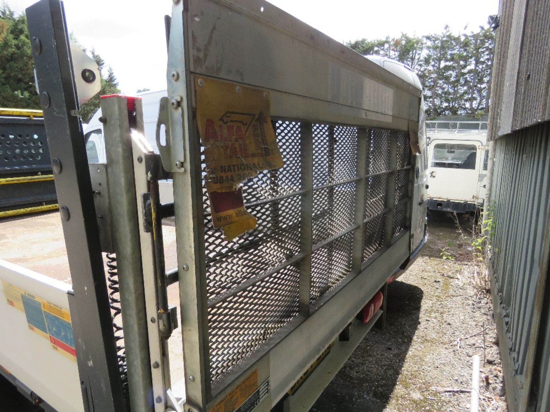 CITROEN RELAY DROPSIDE PICKUP TRUCK REG:BK67 LHB. EURO 6. WITH V5. REAR TAIL LIFT. 13FT BODY APPROX. - Image 5 of 11