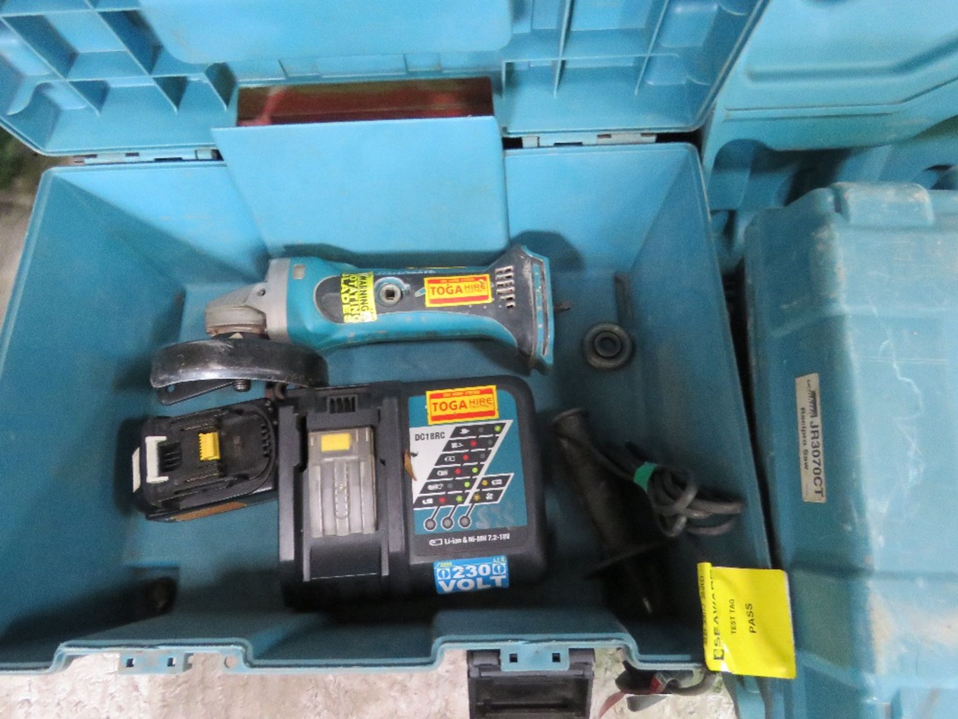 2 X MAKITA BATTERY GRINDERS, CONDITION UNKNOWN. - Image 3 of 3