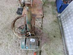 SMALL 240VOLT BANDSAW/FRETSAW. THIS LOT IS SOLD UNDER THE AUCTIONEERS MARGIN SCHEME, THEREFORE NO VA