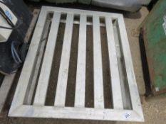 ALUMINIUM PALLET. THIS LOT IS SOLD UNDER THE AUCTIONEERS MARGIN SCHEME, THEREFORE NO VAT WILL BE CH