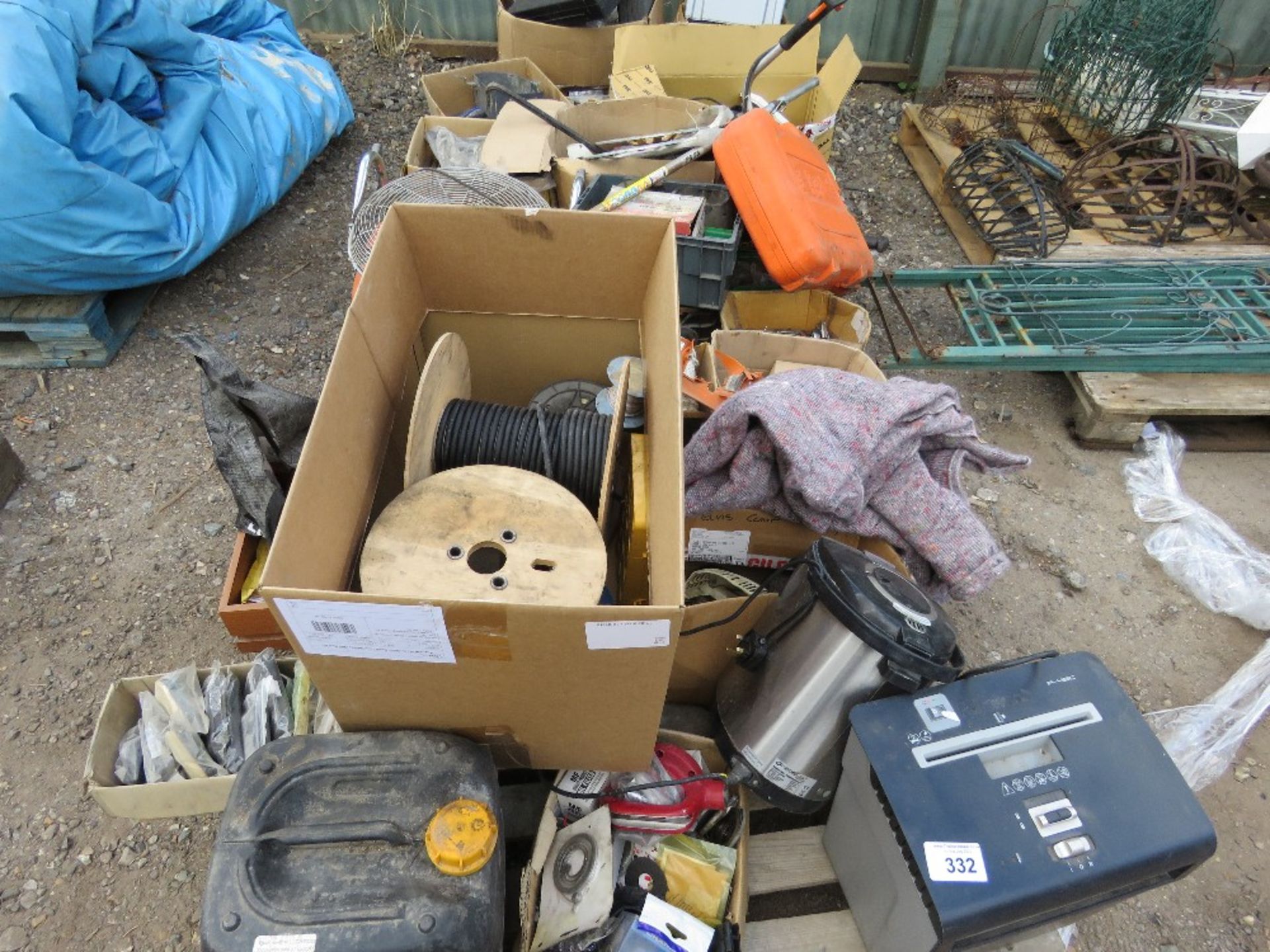 3 X PALLETS OF ASSORTED WORKSHOP CLEARANCE ITEMS. THIS LOT IS SOLD UNDER THE AUCTIONEERS MARGIN SCHE - Image 6 of 6