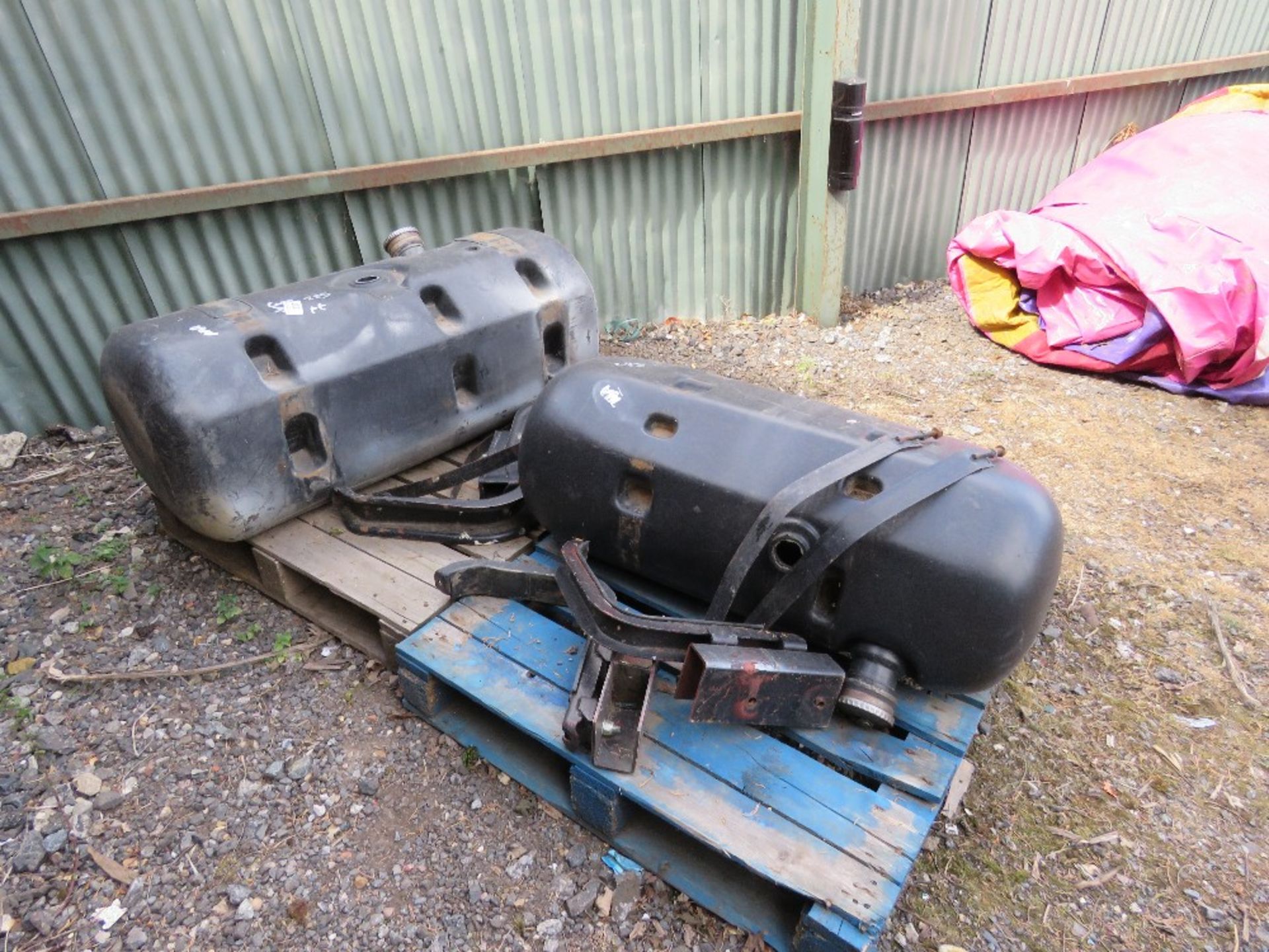 2 X PLASTIC MERCEDES LORRY FUEL TANKS, THIS LOT IS SOLD UNDER THE AUCTIONEERS MARGIN SCHEME, THEREF - Image 2 of 2