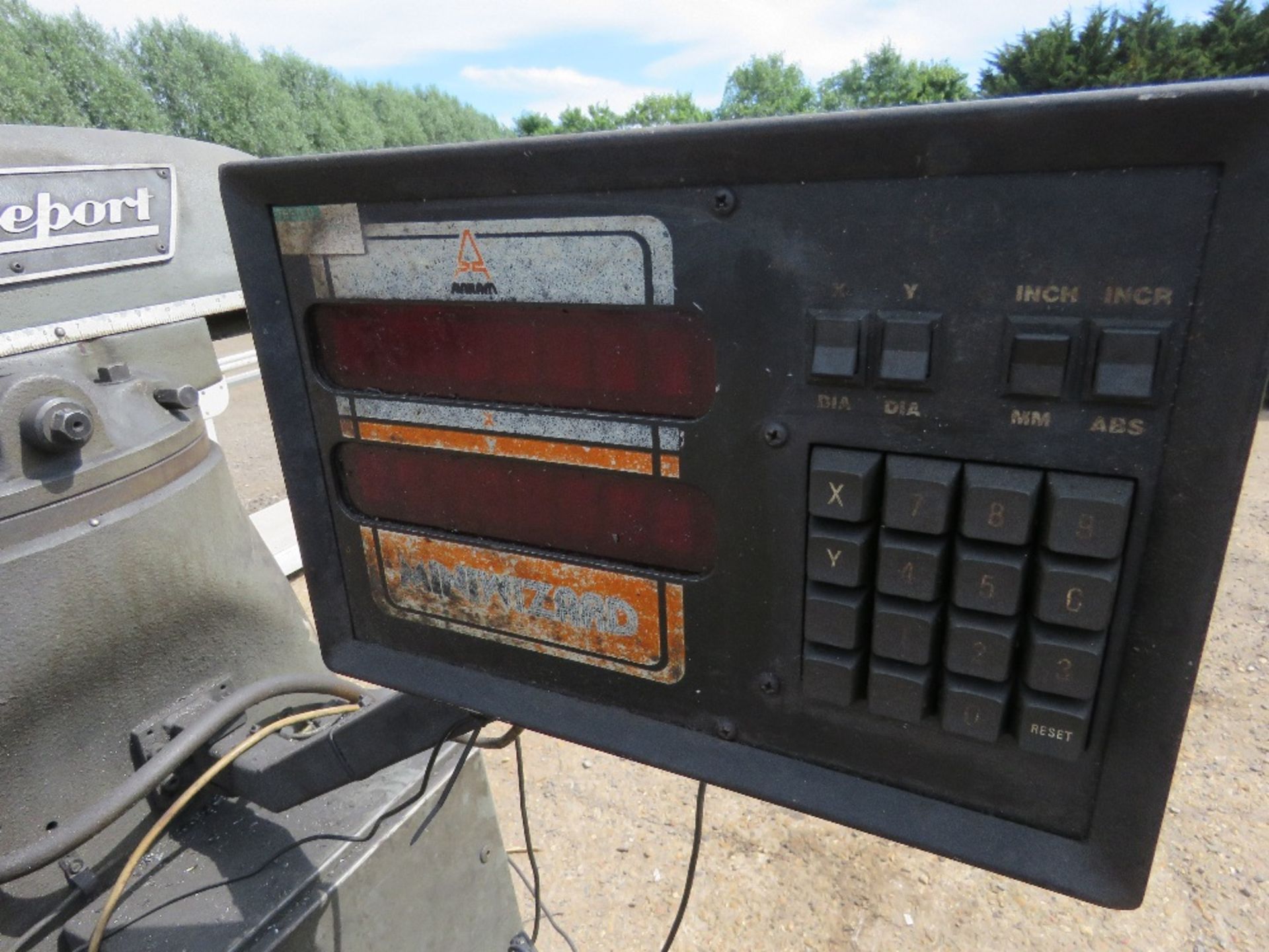 BRIDGEPORT MILLING MACHINE WITH CONTROLLER UNIT AS SHOWN. SOURCED FROM DEPOT CLOSURE. - Image 5 of 12