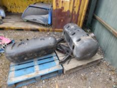 2 X PLASTIC MERCEDES LORRY FUEL TANKS, THIS LOT IS SOLD UNDER THE AUCTIONEERS MARGIN SCHEME, THEREF