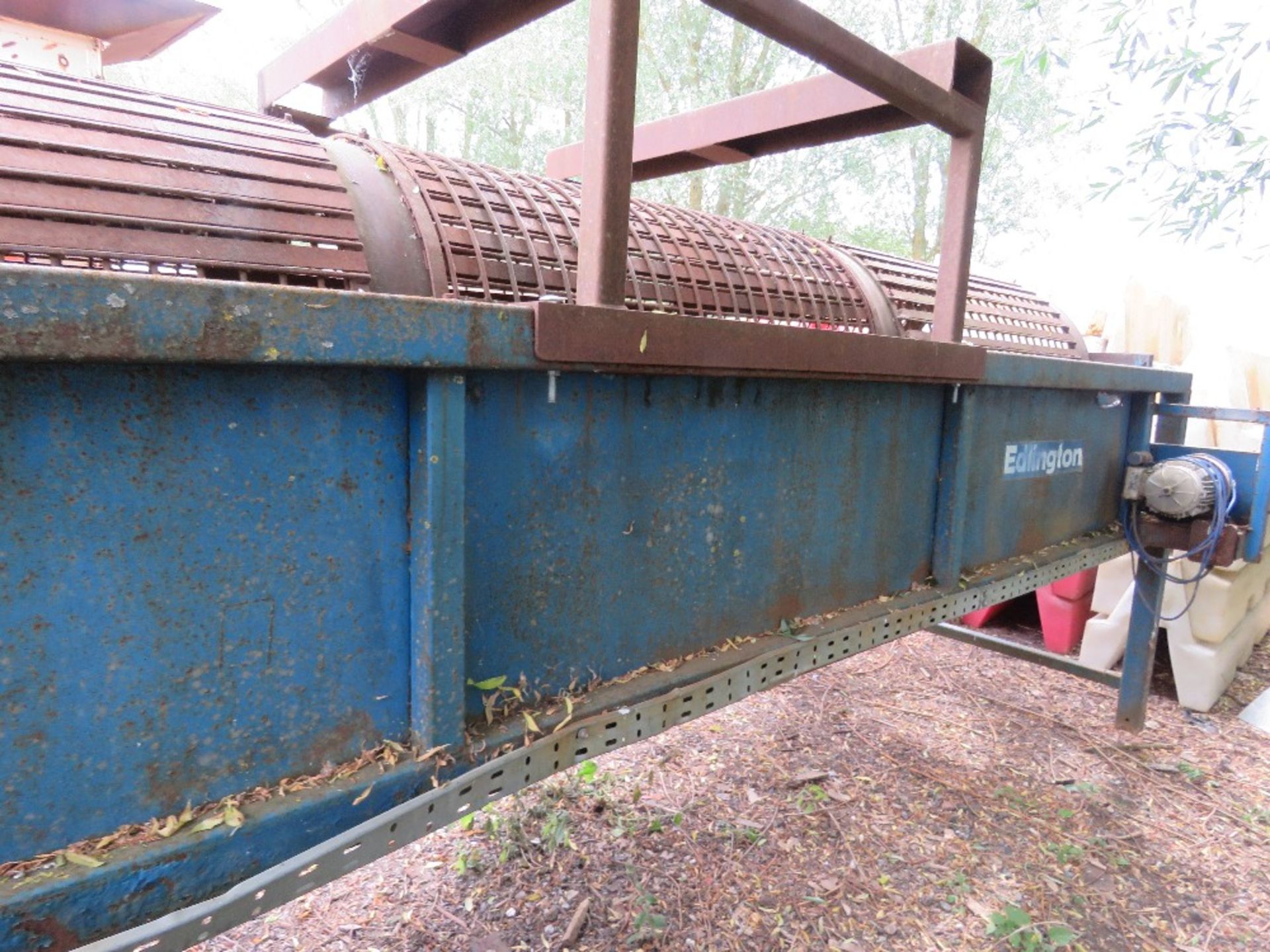 ROTARY BARREL SCREEN/WASHING PLANT, ELECTRIC POWERED, 13FT LENGTH APPROX. HAS BEEN SEEN TO RUN AND D - Image 4 of 6