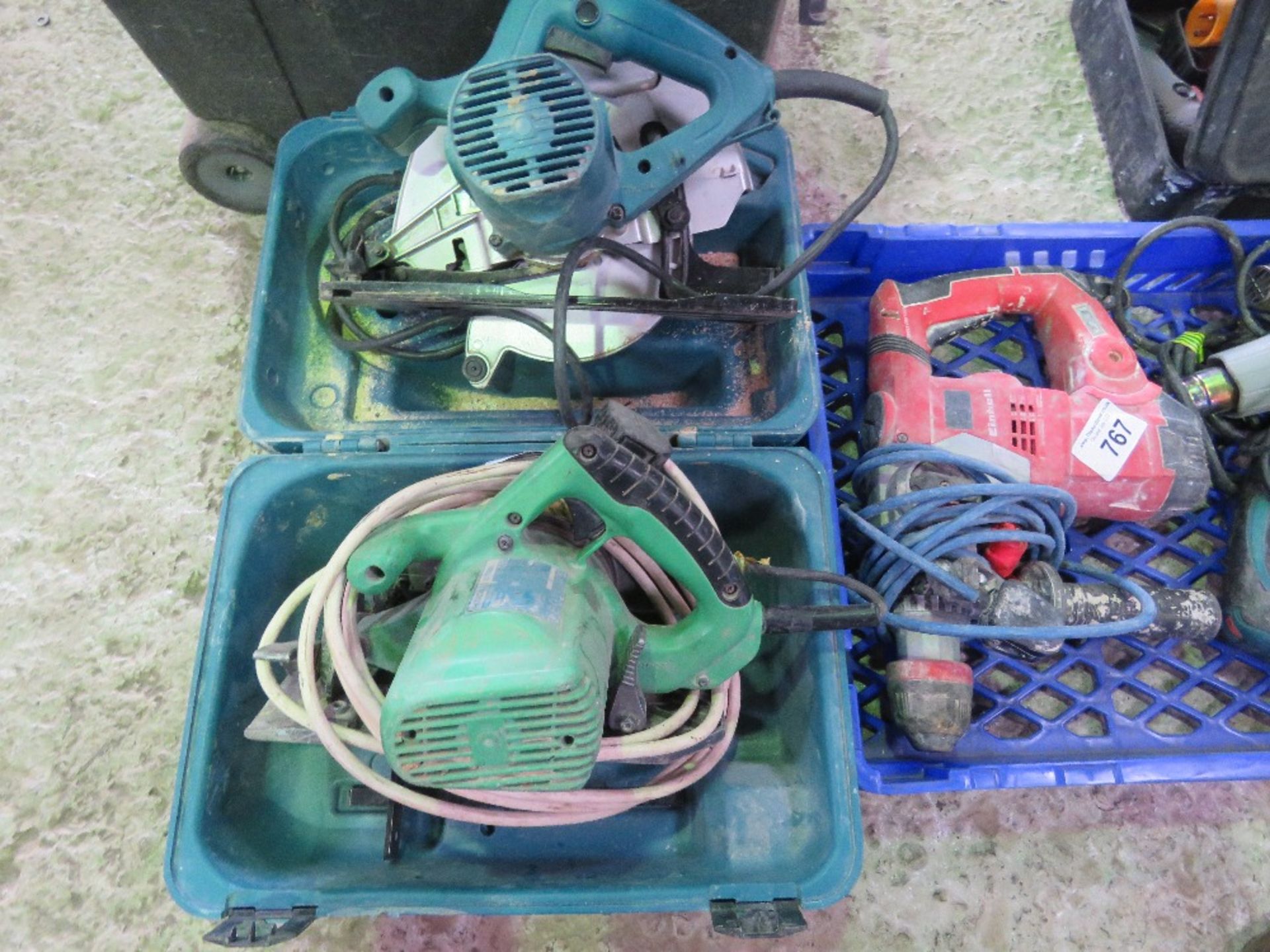 2X 240V CIRCULAR SAWS THIS LOT IS SOLD UNDER THE AUCTIONEERS MARGIN SCHEME, THEREFORE NO VAT WILL B - Image 2 of 3